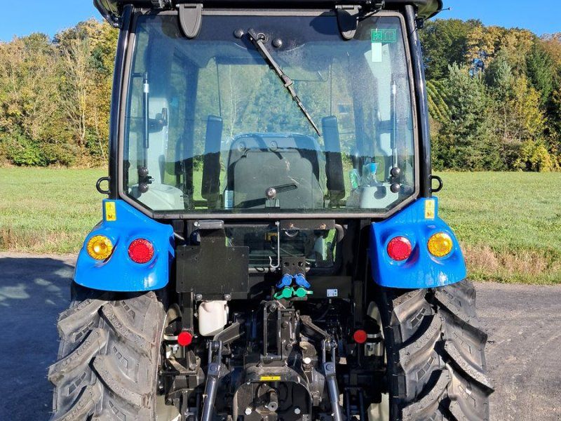 New Holland Boomer 50