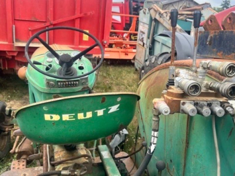 Deutz-Fahr D40.2