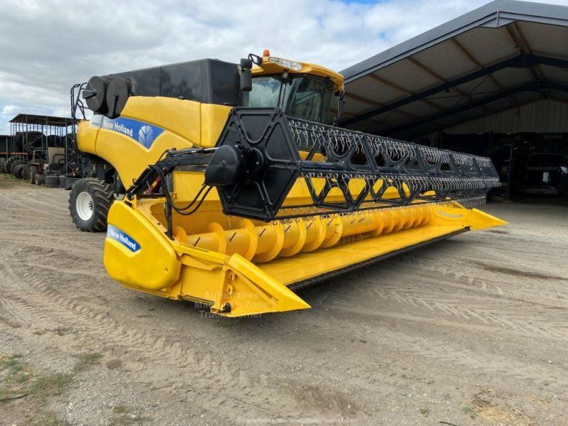 New Holland VARIFEED 9M15