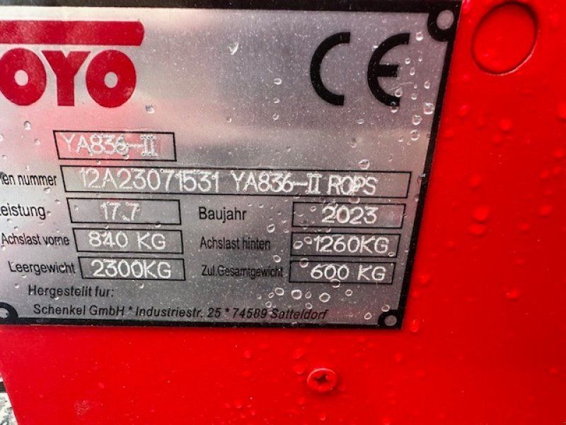 Toyo Kubota 836 II Bügel Stage V 310 Hubmast