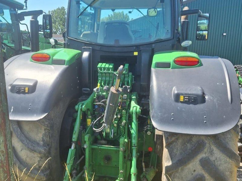 John Deere 6250R