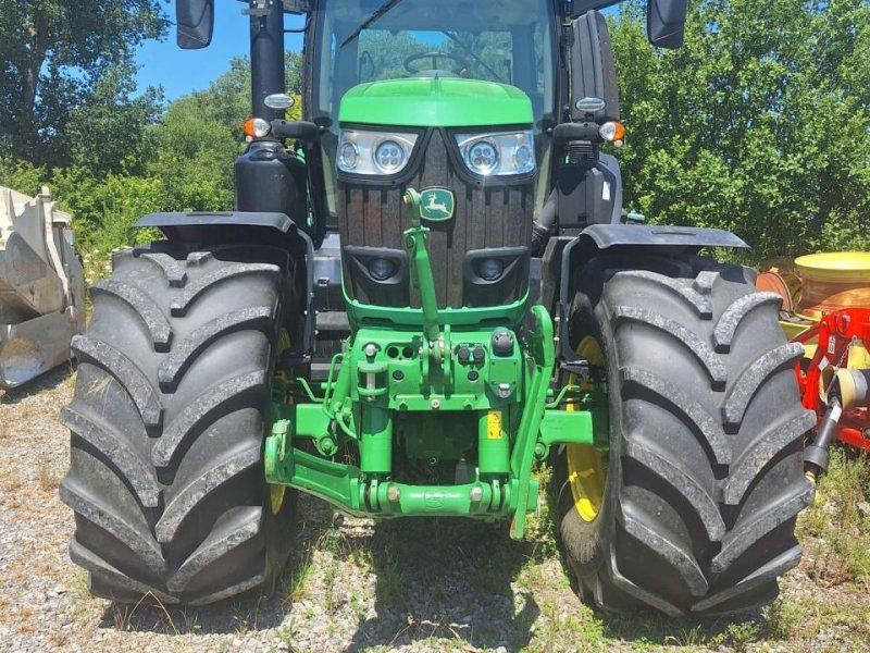 John Deere 6230R