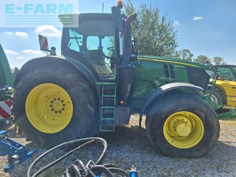 John Deere 6230R