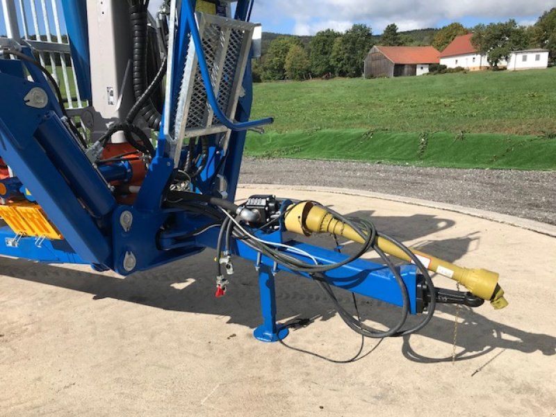 Scandic ST-10D 13t 7,9m Kran 850kg Hubkraft Druckluft