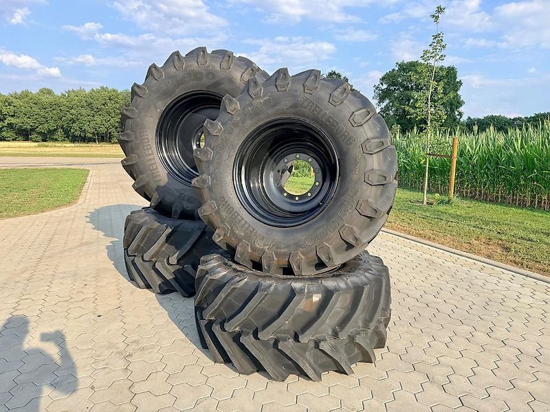 Trelleborg TM 800 710/70 R38 + 600/65 R28 **passend z.B. Fendt 724 Vari