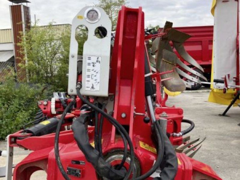 Pöttinger SERVO 4000 PLUS NOVA 5-SCHARIG