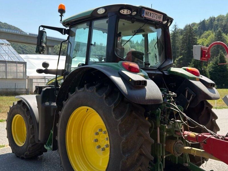 John Deere 6120M