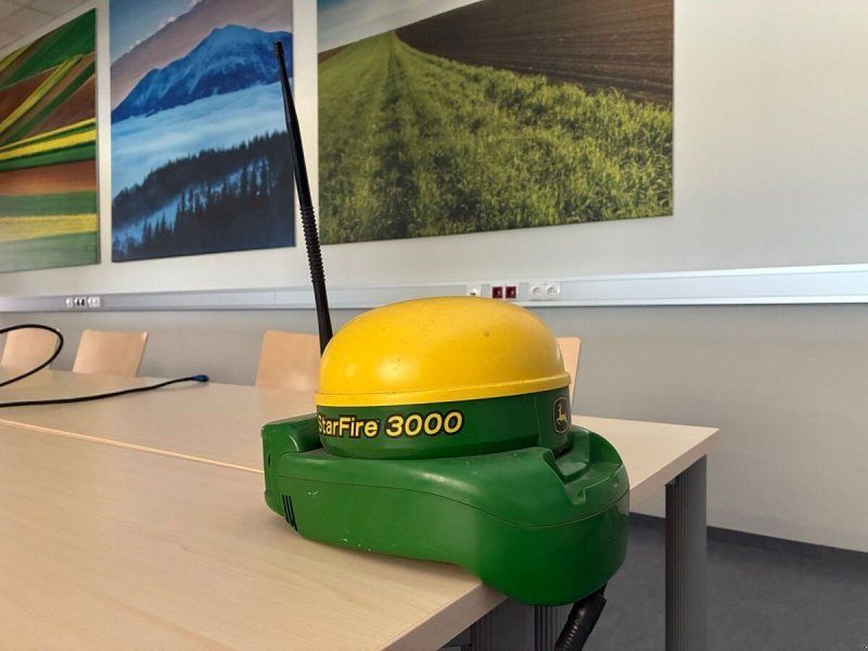 John Deere StarFire 3000
