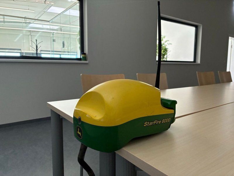 John Deere StarFire 6000