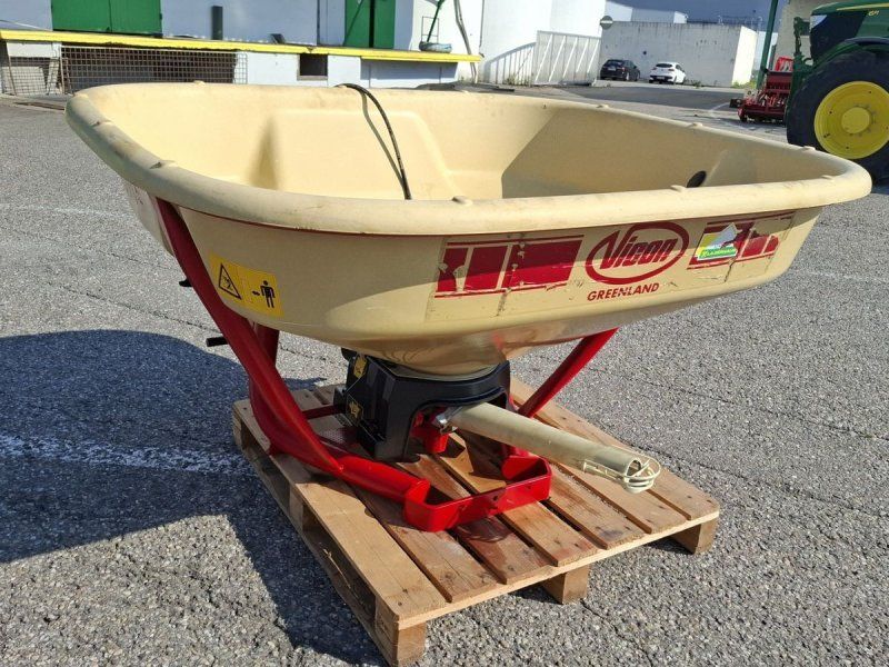 Vicon PS 754