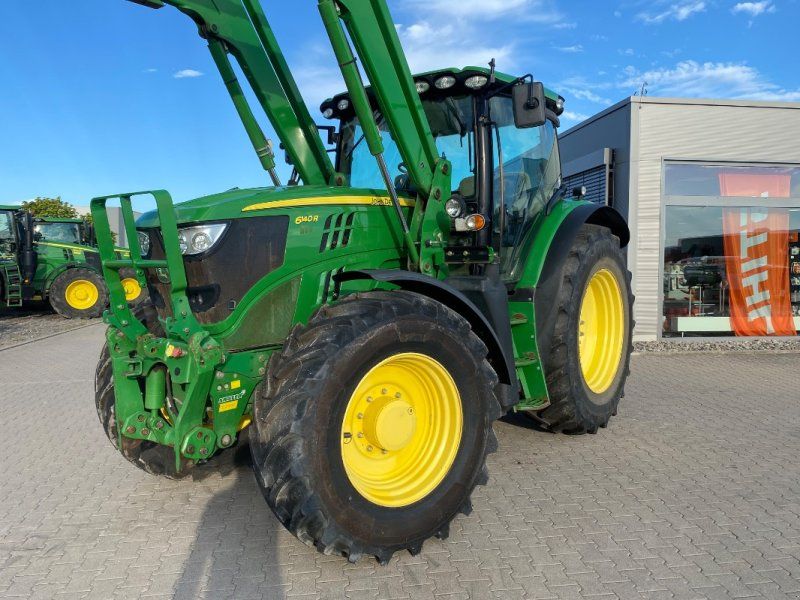 John Deere 6140R