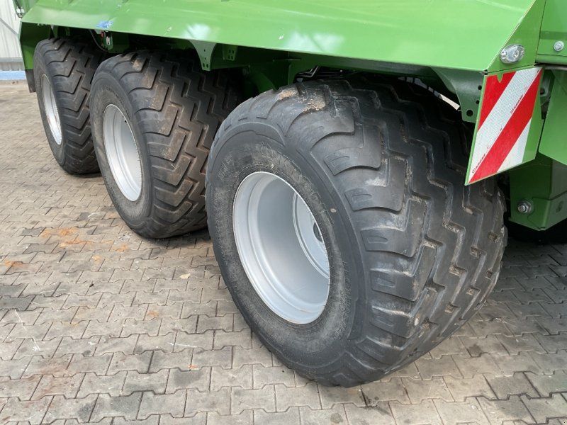 Krone TX 560