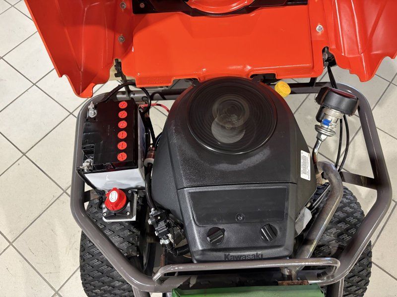 Husqvarna PF 21 Allrad mit 122XP Mähdeck & Schneefräse