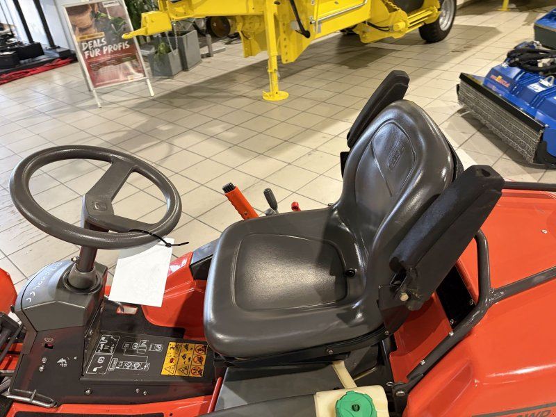 Husqvarna PF 21 Allrad mit 122XP Mähdeck & Schneefräse