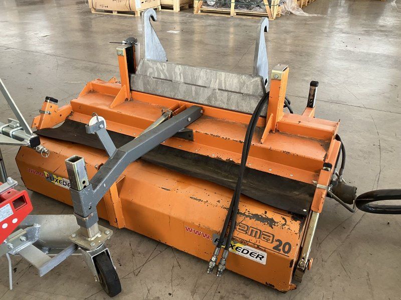 Bema 20 Kehrmaschine