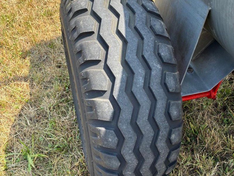 Bauer Güllefass TB 26 V