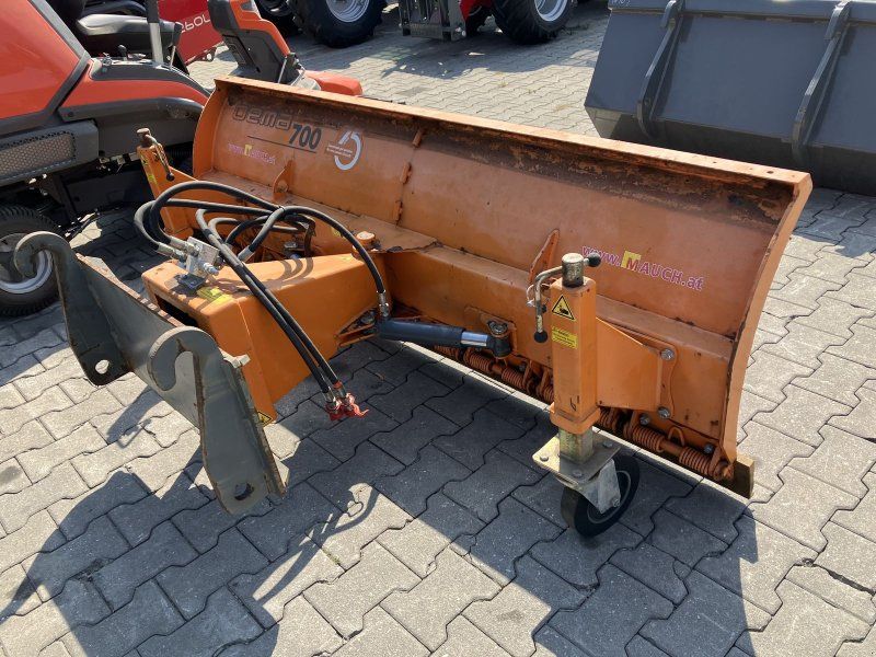 Bema 700  Schneeschild 2050mm