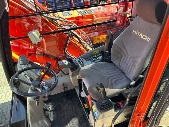 Hitachi ZX 170 W-5 B