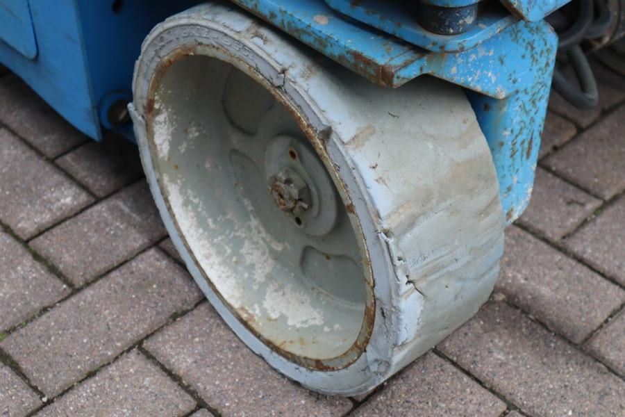 Genie GS2632 Electric, 10m Working Height, 227kg Capacit