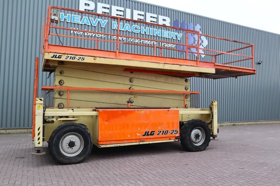 JLG 210-25 Diesel, 4x4 Drive, 23m Working Height, 1000