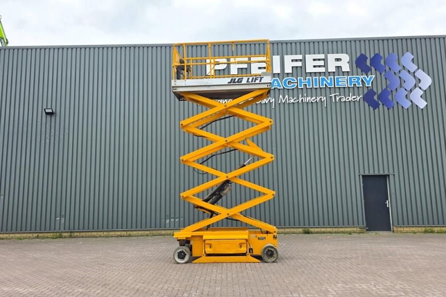 JLG 3246ES Electric, 11.7m Working Height, 320kg Capac