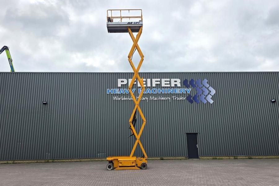 JLG 3246ES Electric, 11.7m Working Height, 320kg Capac