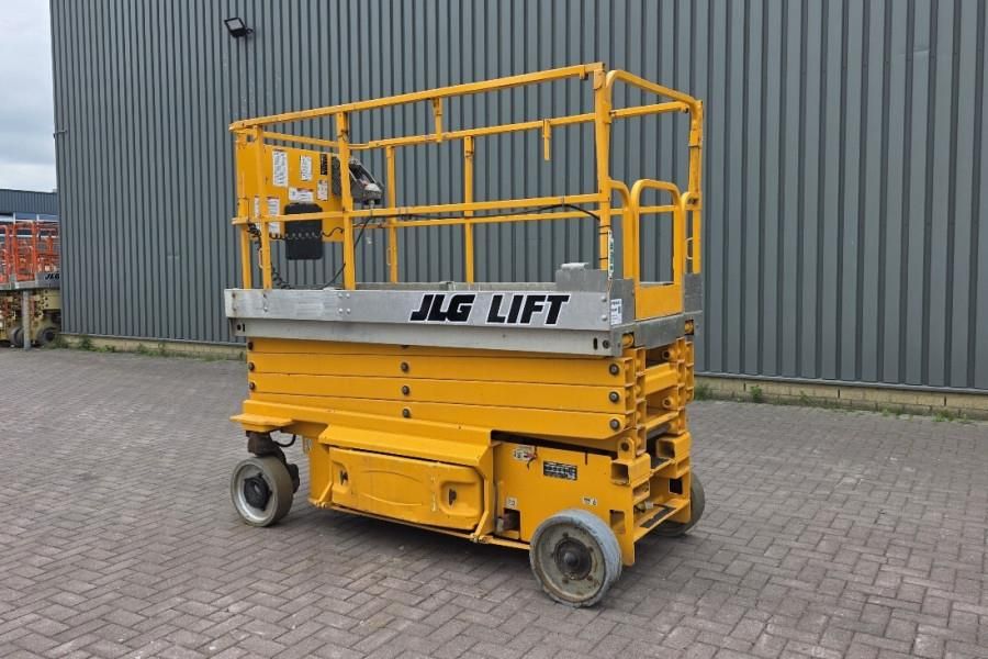 JLG 3246ES Electric, 11.7m Working Height, 320kg Capac
