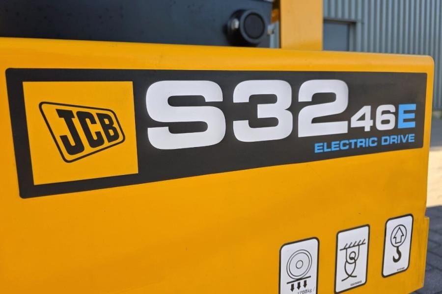 JCB S3246E Electric, 12m Working Height, 320kg Capacit