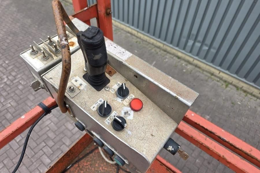 SkyJack SJ9250RT Diesel, 4x4 Drive, 17.2m Working Height,