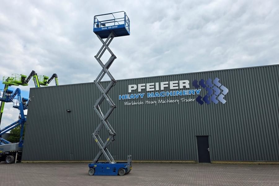 Genie GS3246 Electric, Working Height 11.75 m, 318kg Cap
