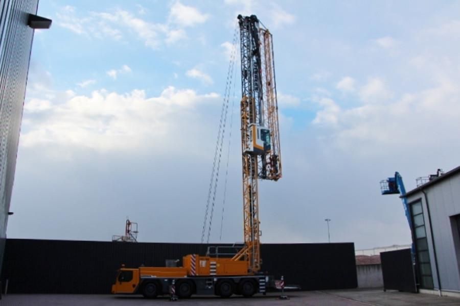 Liebherr MK88 Plus Valid Inspection, 45 m Flight, 8t Cap, P