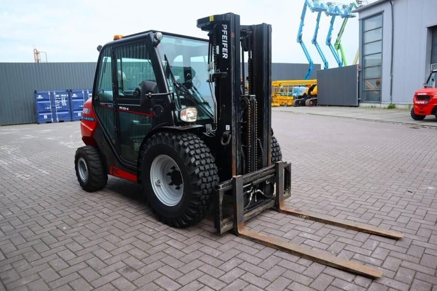 Manitou MC25-4 Valid Inspection, *Guarantee! Diesel, 4x4 D