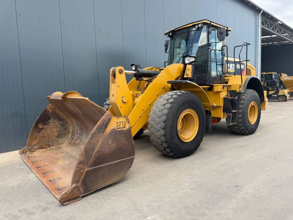 CAT 950M