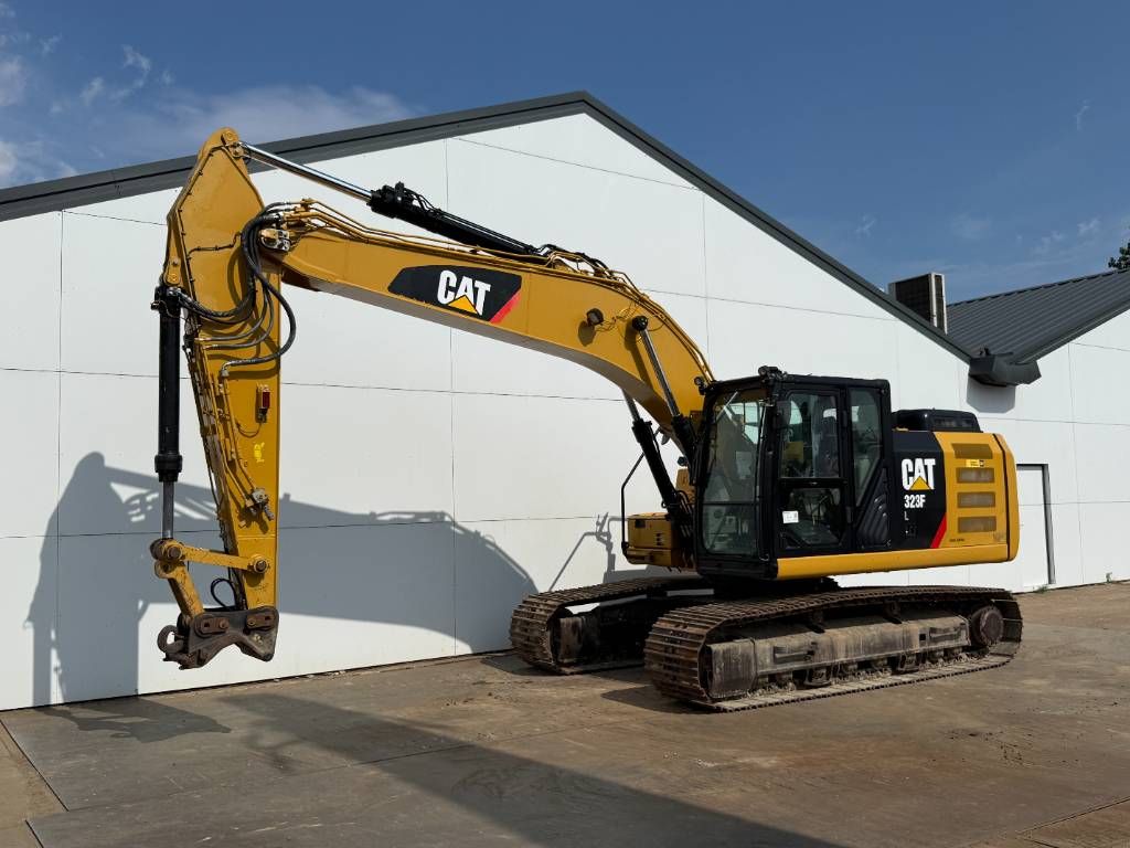 CAT 323FL - Hammer Lines / Quick Coupler