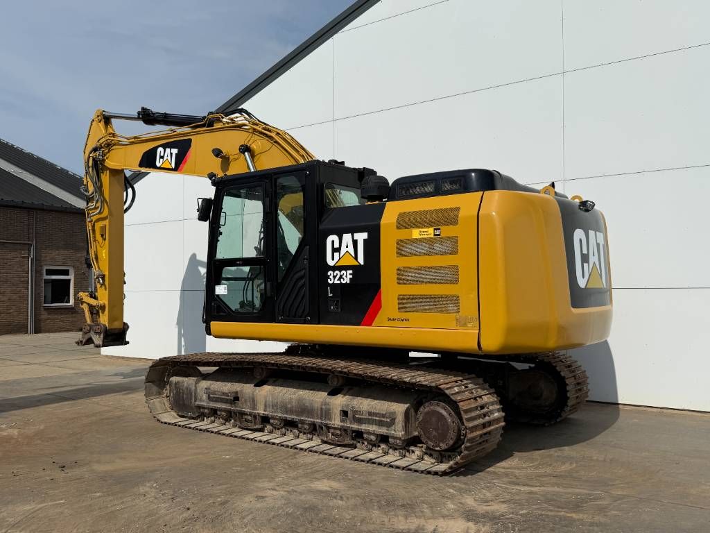CAT 323FL - Hammer Lines / Quick Coupler