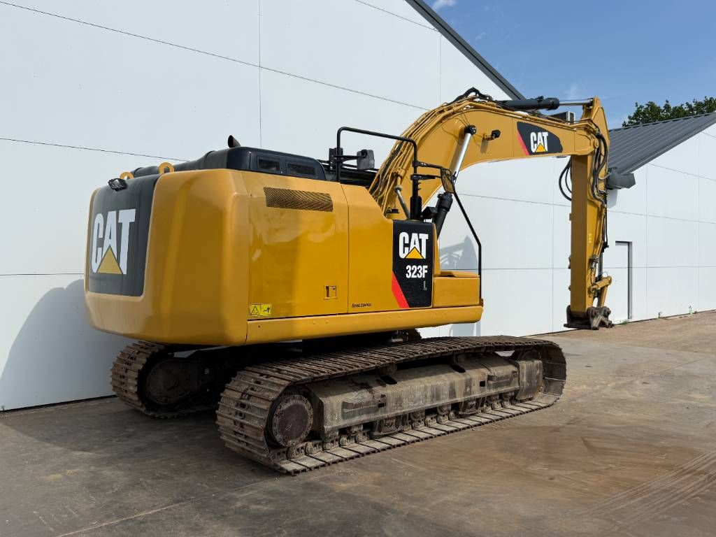 CAT 323FL - Hammer Lines / Quick Coupler