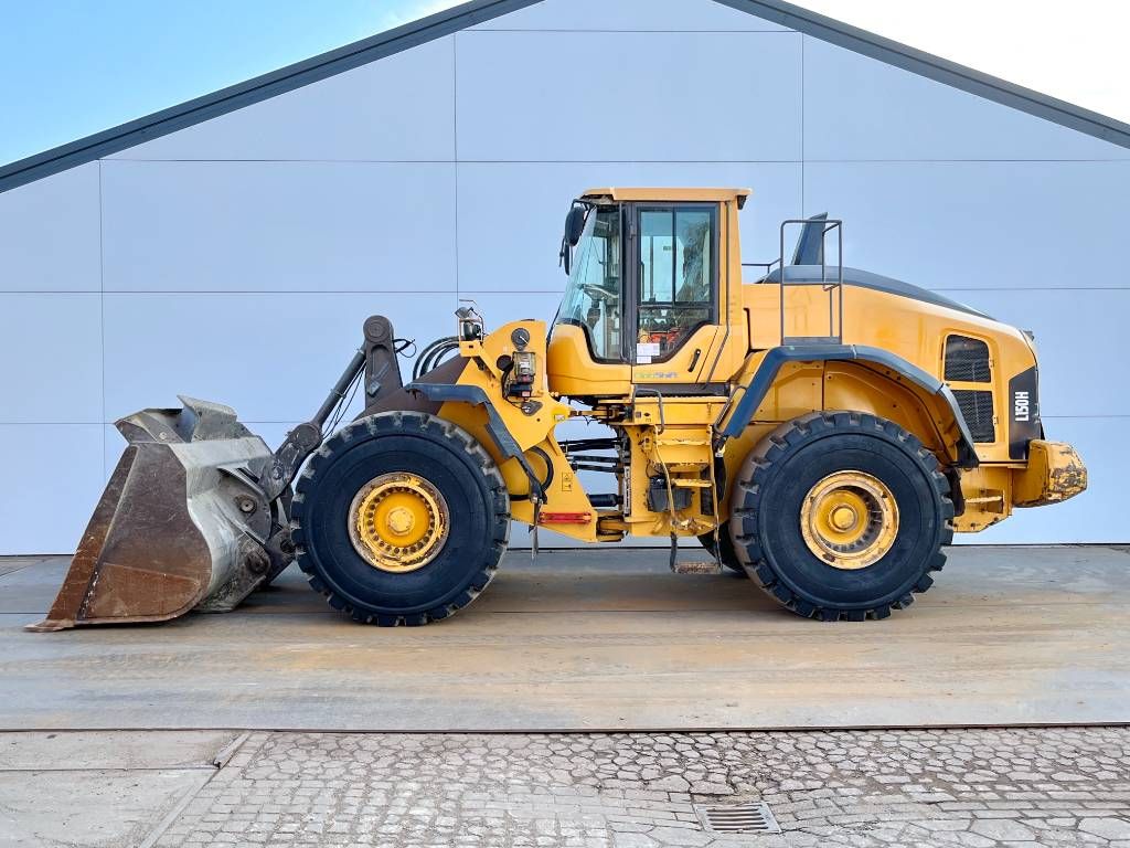 Volvo L150H - Automatic Greasing / Camera