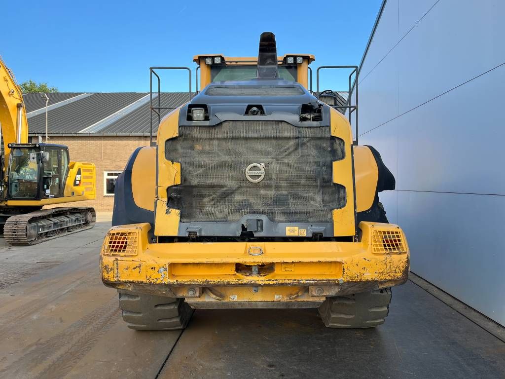Volvo L150H - Automatic Greasing / Camera