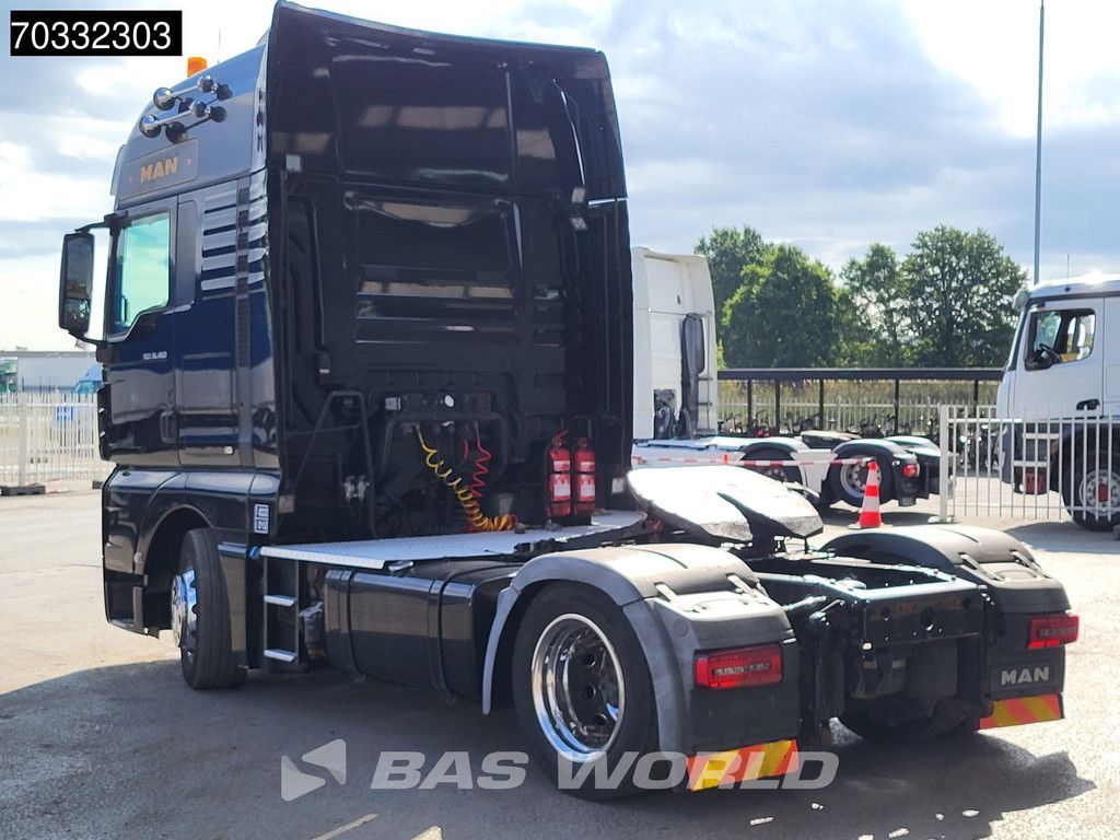 MAN TGX TGX 18.460 4X2 Mega XXL 2xTanks Hebesattel Navi Standklima