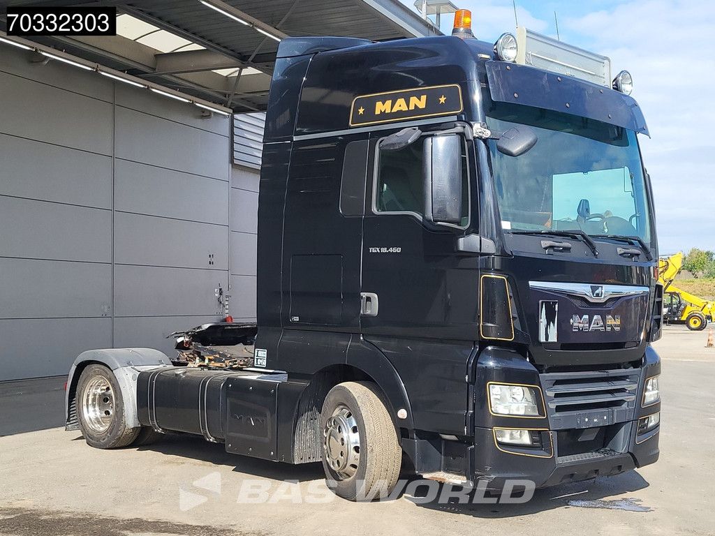 MAN TGX TGX 18.460 4X2 Mega XXL 2xTanks Hebesattel Navi Standklima