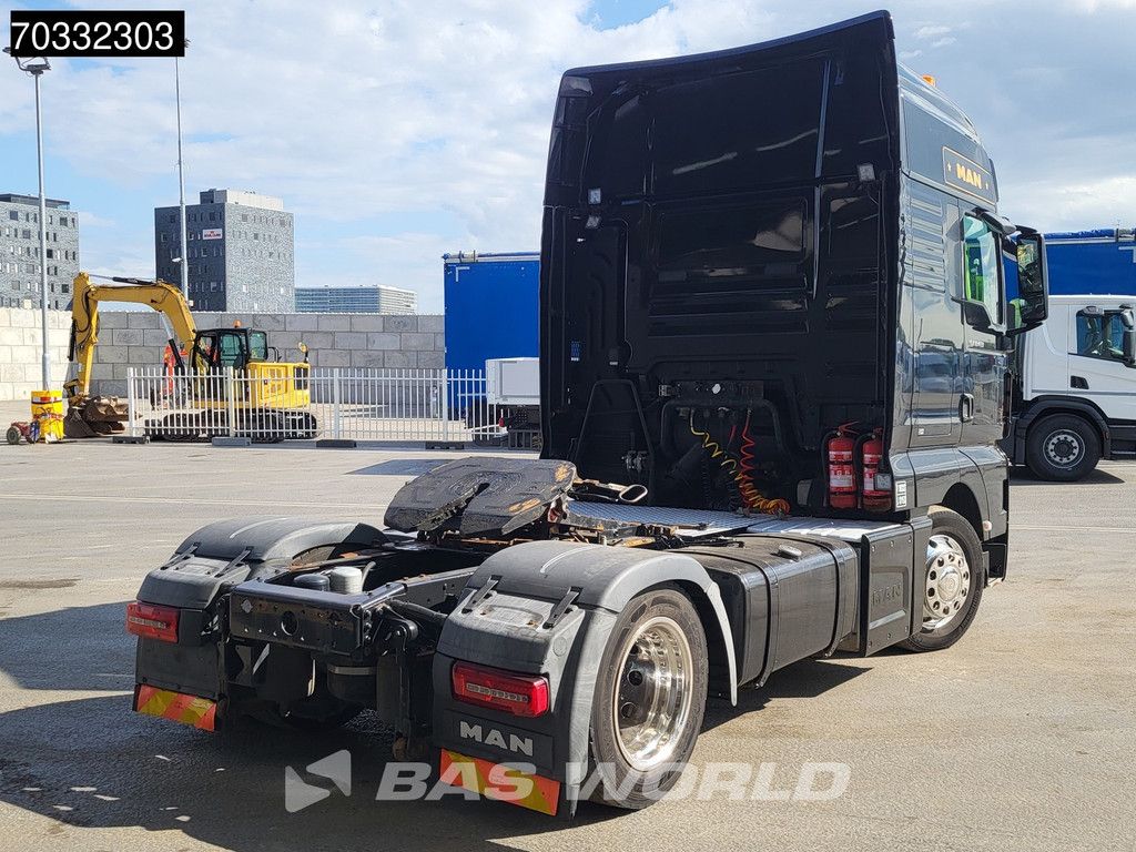 MAN TGX TGX 18.460 4X2 Mega XXL 2xTanks Hebesattel Navi Standklima