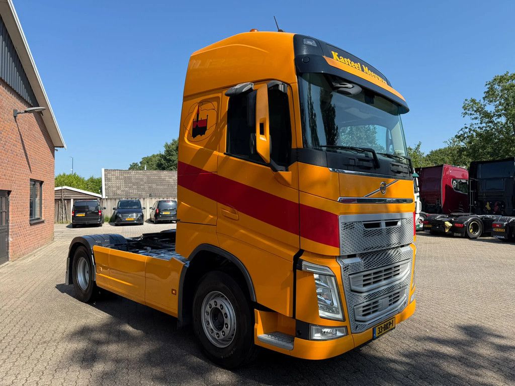 Volvo FH 420 Globetrotter 547.750KM Hydraulic NL Truck APK/TUV 03-2027