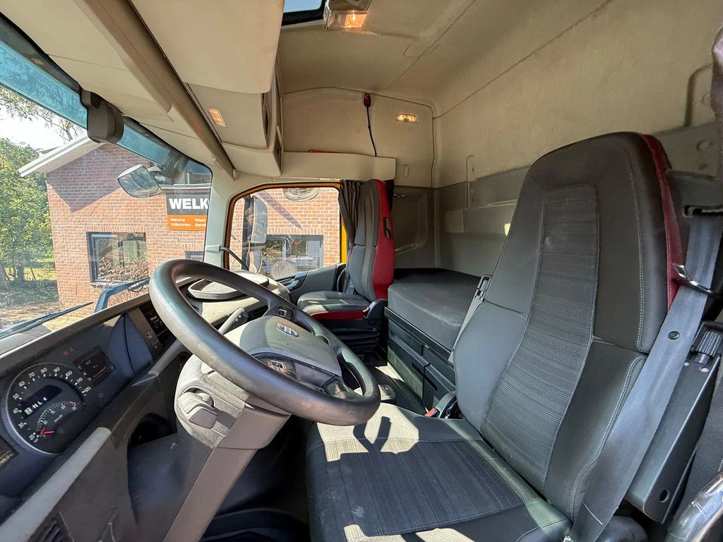 Volvo FH 420 Globetrotter 547.750KM Hydraulic NL Truck APK/TUV 03-2027