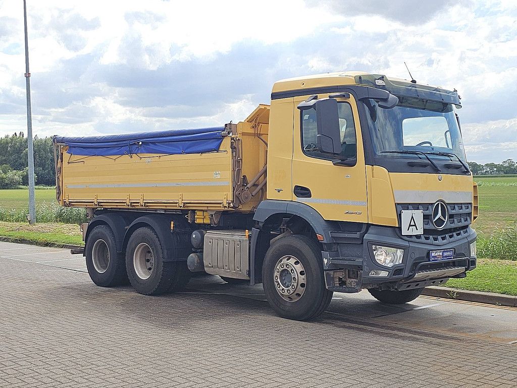 MERCEDES-BENZ ACTROS 2643