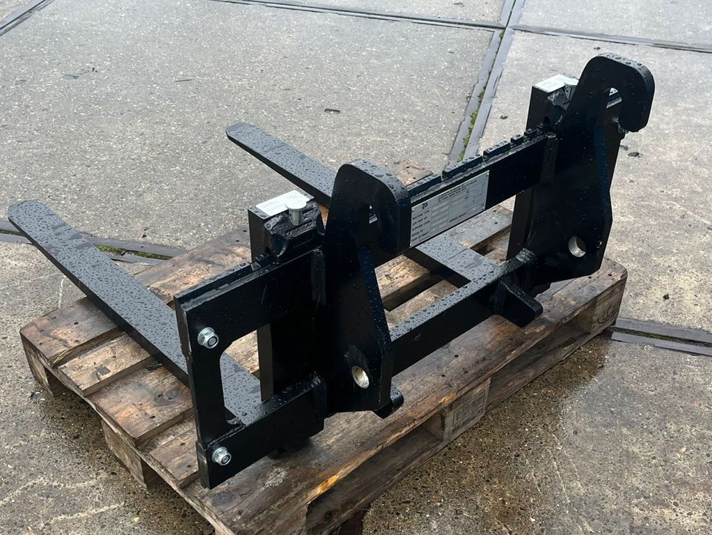 JCB Palletlepels 100x40x1070 Fem 2A Giant