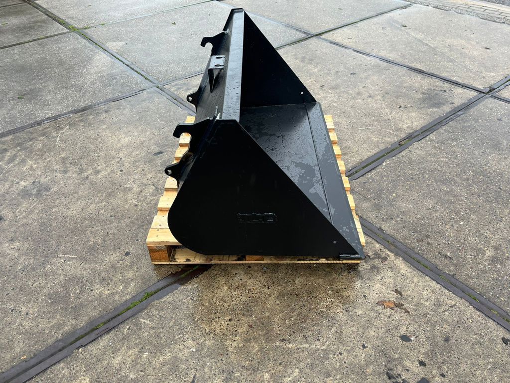 JCB Volumebak 140x65Hx75D cm EURO