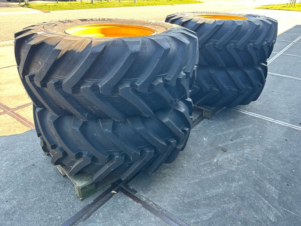 Michelin 4x XMCL 480/80R26 JCB 12g.