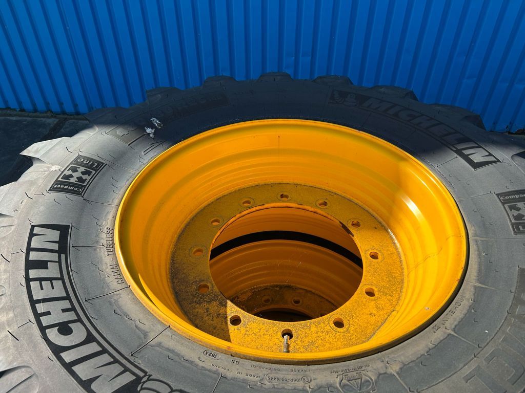 Michelin 4x XMCL 480/80R26 JCB 12g.