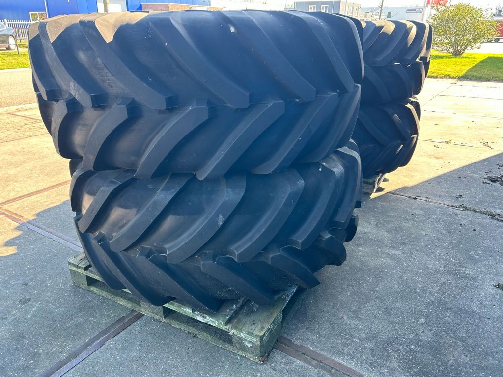 Michelin 4x620/75R26 megaXbib 12 gaats JCB velgen