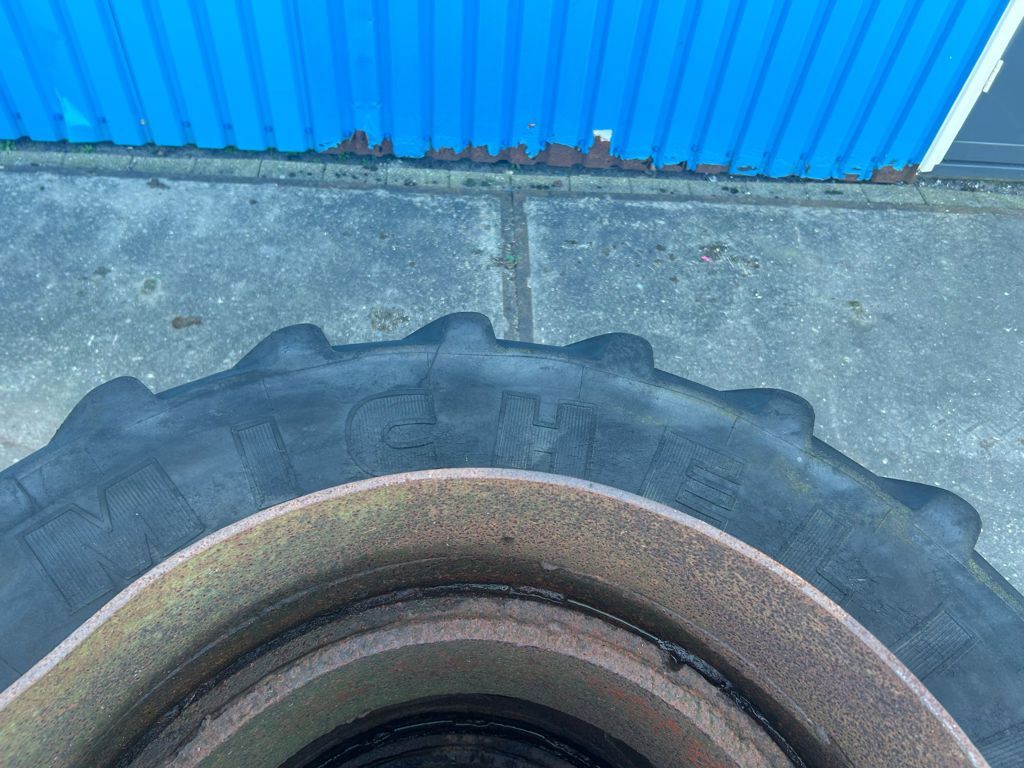 Michelin Dubbelwiel passend aan 25 Inch velg+haak